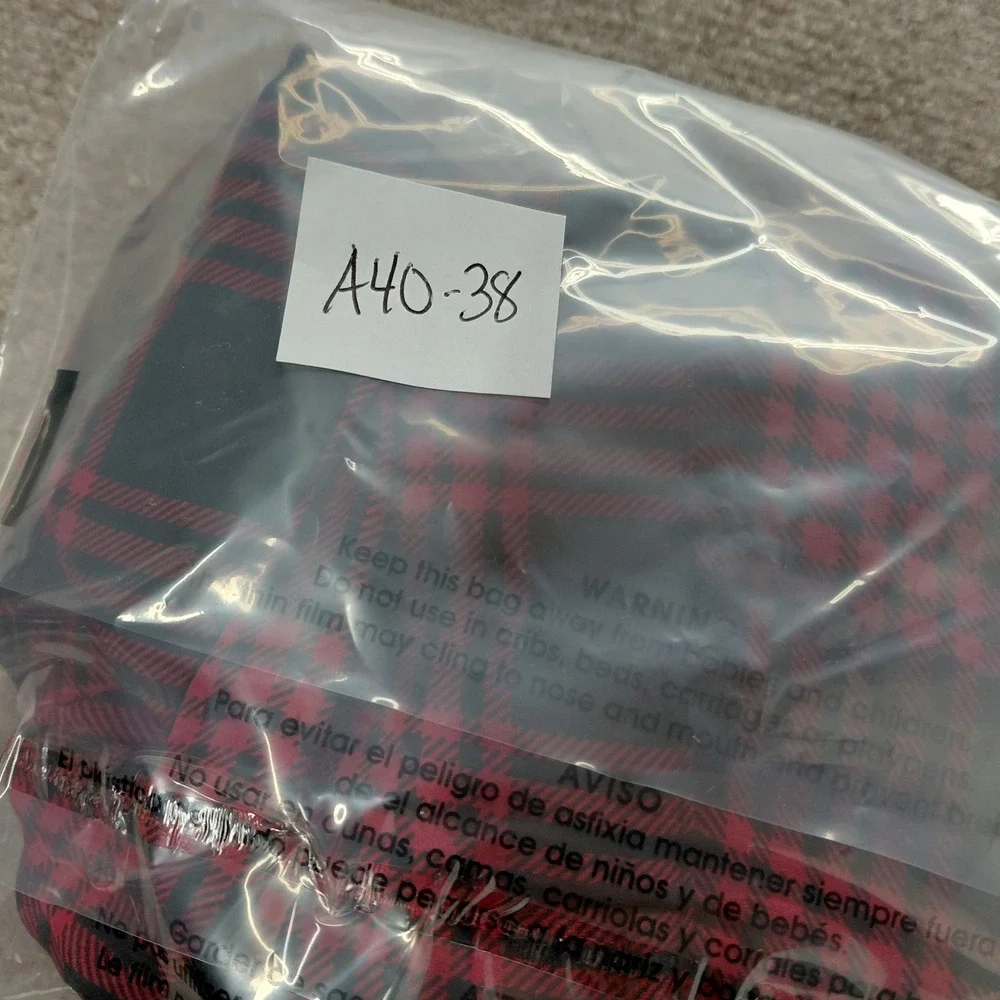 The Limited Blouse Women's XS Plaid Red Black Button Up Tab Sleeve Shirt Top